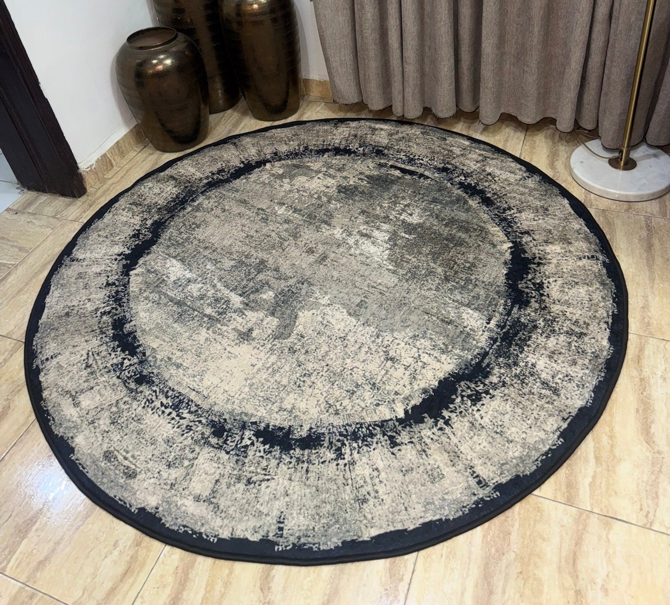 Slate Horizon Round Rug