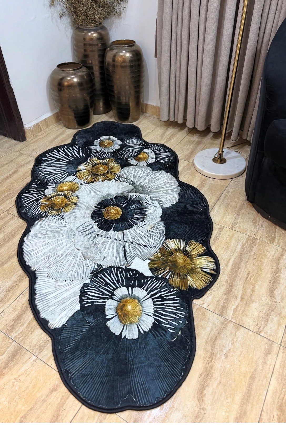 Noir Blossom Rug